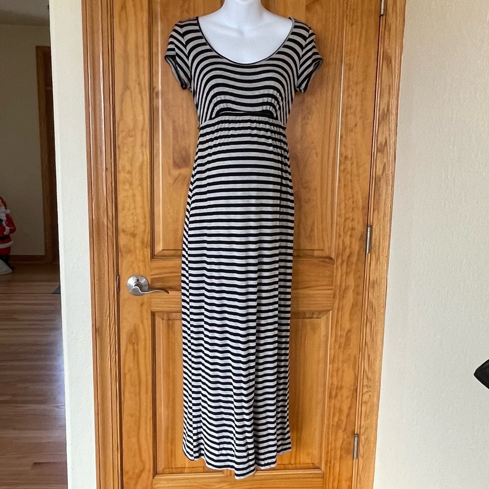 Motherhood maternity dress